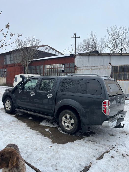 Nissan Navara 2.5 dci 175 cp