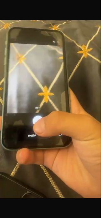 Продам айфон 11 100% акб