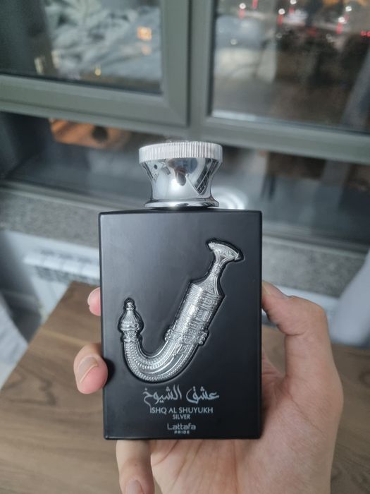 Lattafa al shuyukh silver