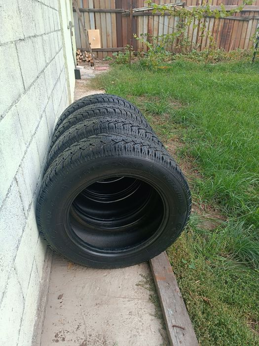 Продам шины зимние