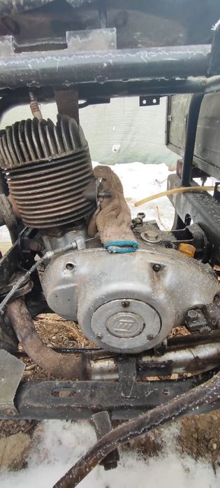 Моторолер муравей