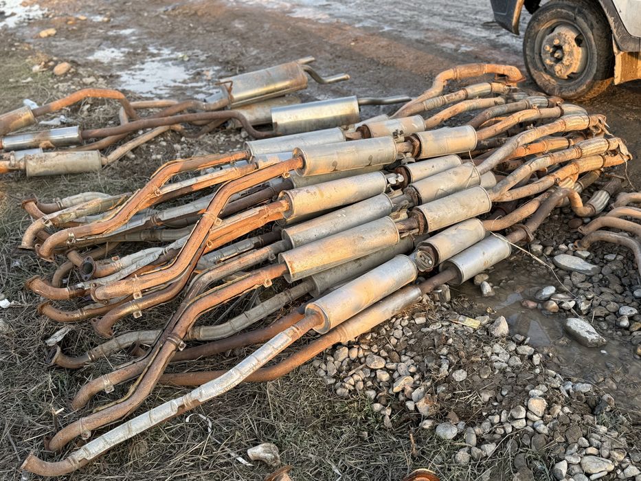 Глушитель матор каробка запчасть