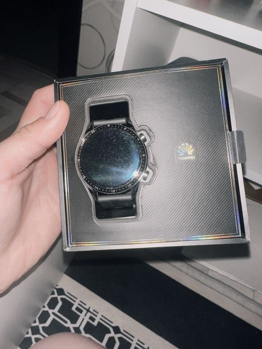Продам смарт часы huawei gt-2 46мм