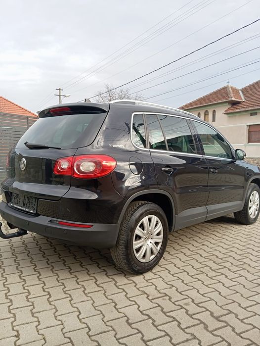 Volkswagen Tiguan benzina 4x4 panorama