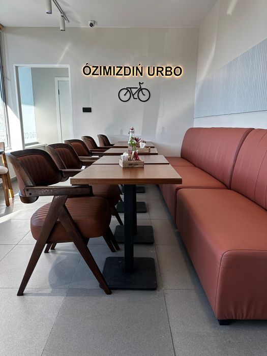 Столы, стулья, диваны, мебель для кафе, ресторанов