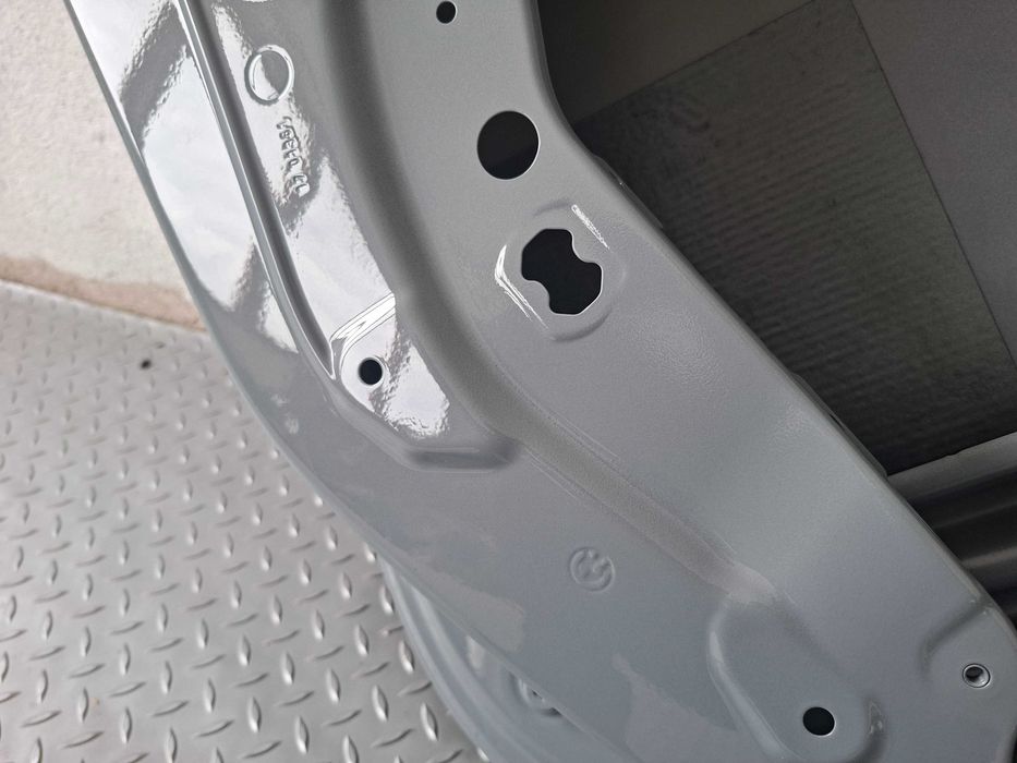 Нова Оригинална Алуминиева Задна Лява Врата BMW 3 G21 - Сива