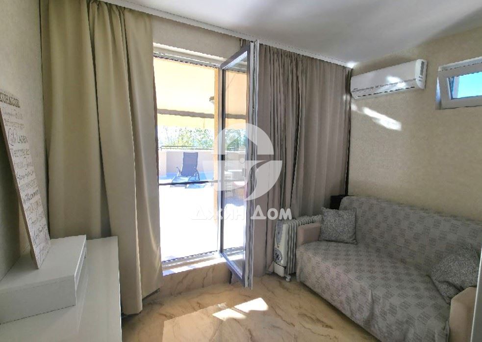 Продава се Тристаен апартамент в к.к. Слънчев бряг - 120 кв.м за 917 €/кв.м - Снимка #8