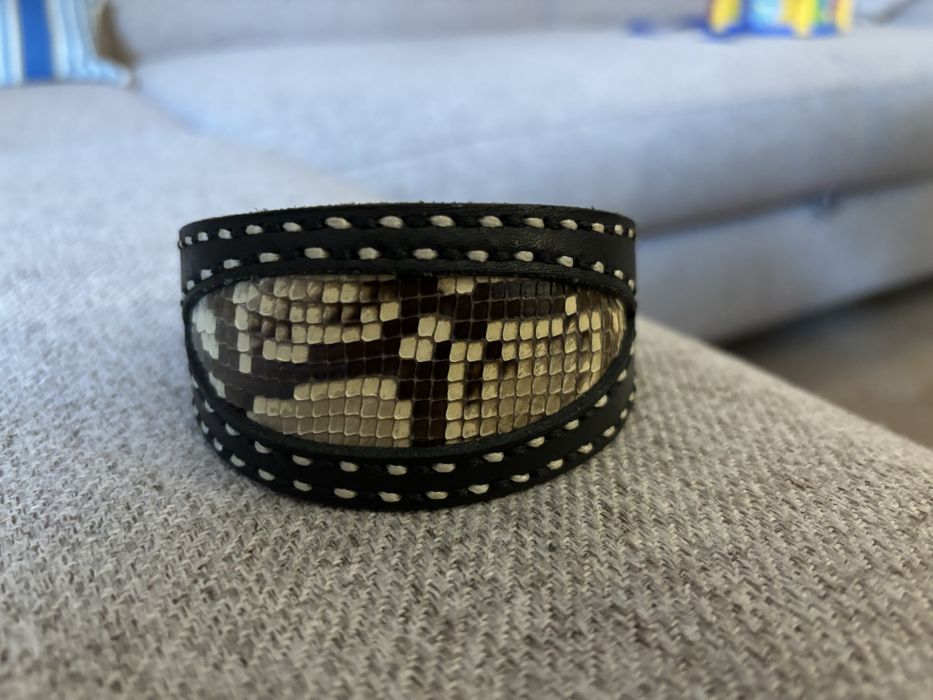 Дамска гривна с кожа от питон