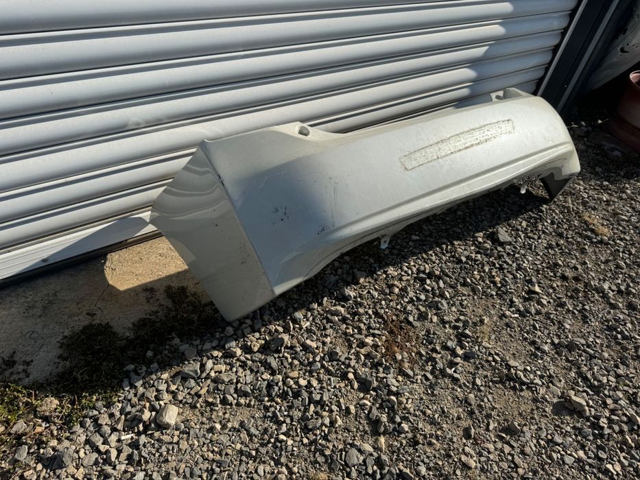 Задна броня за Toyota Prius 2009-2015