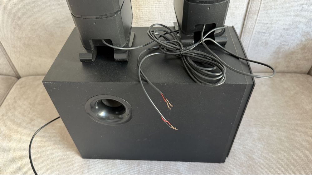 Продаю microlab m800