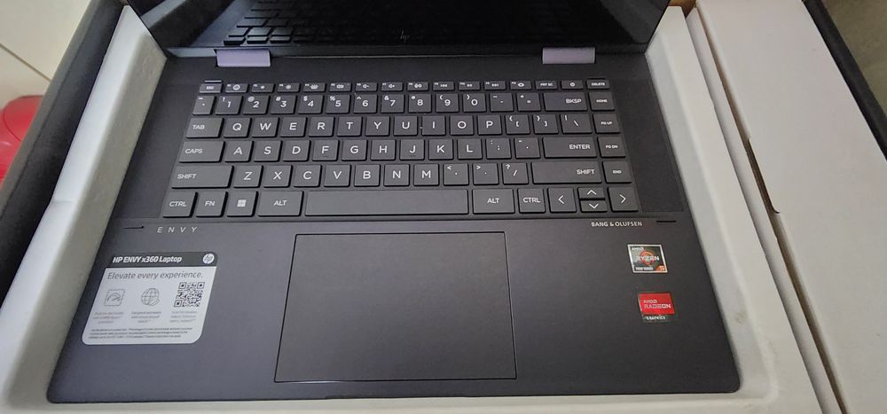 Noutbok rizen5 sotiladi