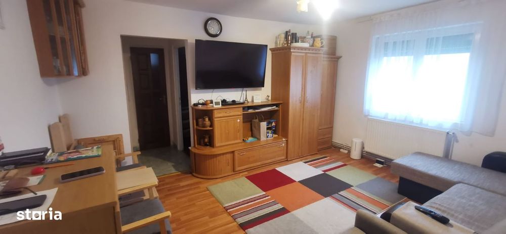 Apartament 3 camere, etaj 3, mobilat și utilat complet