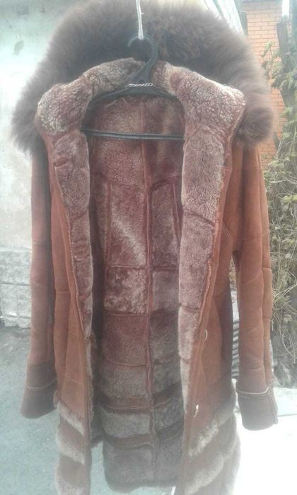 Женская дубленка, р-р 44 - 46, в хорошем состоянии, натуральная кожа