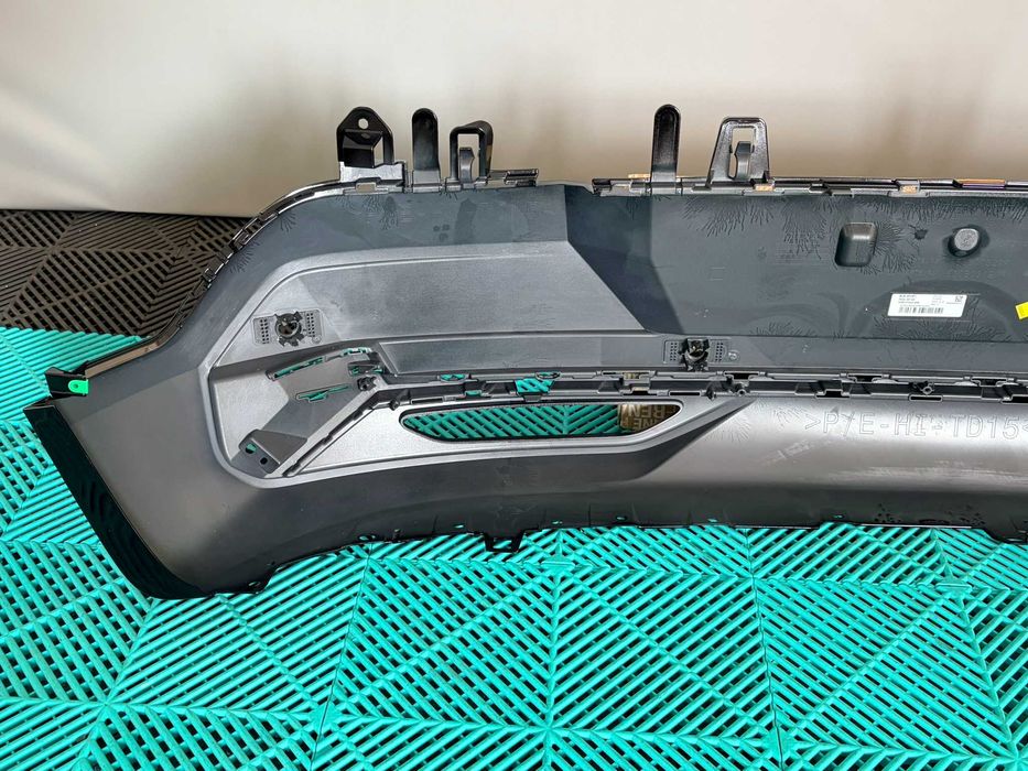 Bara spate Renault Megane E Tech noua originala negru lucios