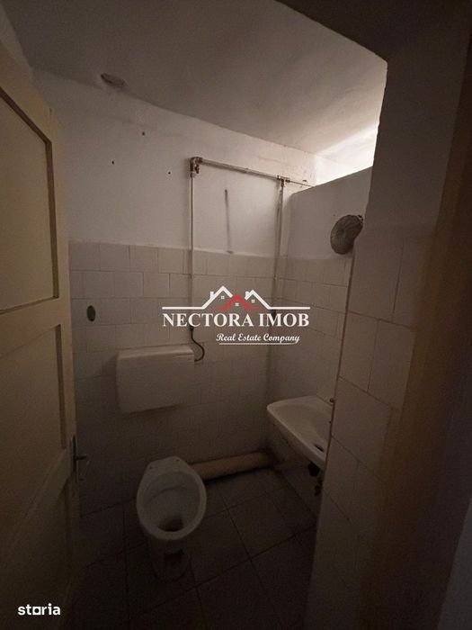 NECTORA IMOB-Spatiu Comercial 7 camere, 2 bai, Zona Cantemir, 180 mp