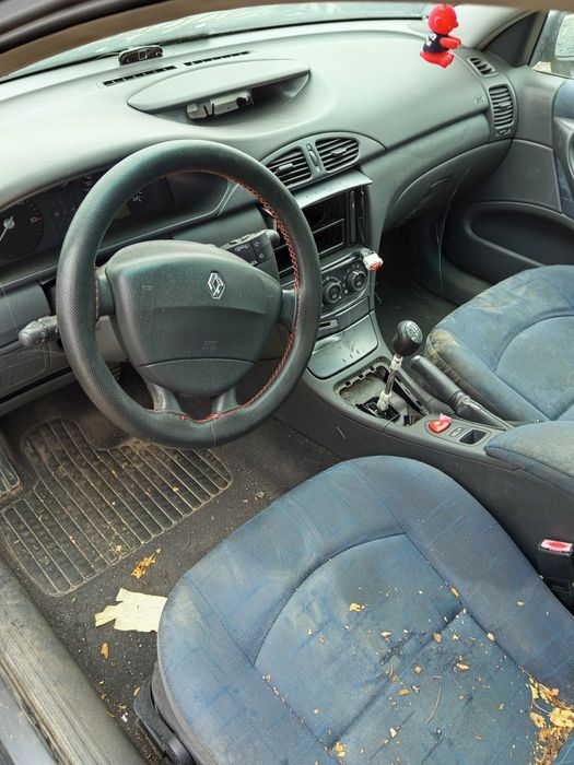 Рено Лагуна 1.9 dti 119 кс 2002г на Части 2бр