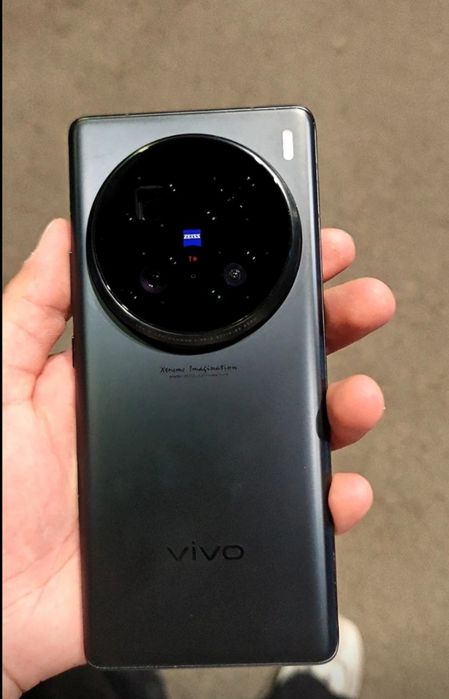 Vivo x100 ultra 12/256