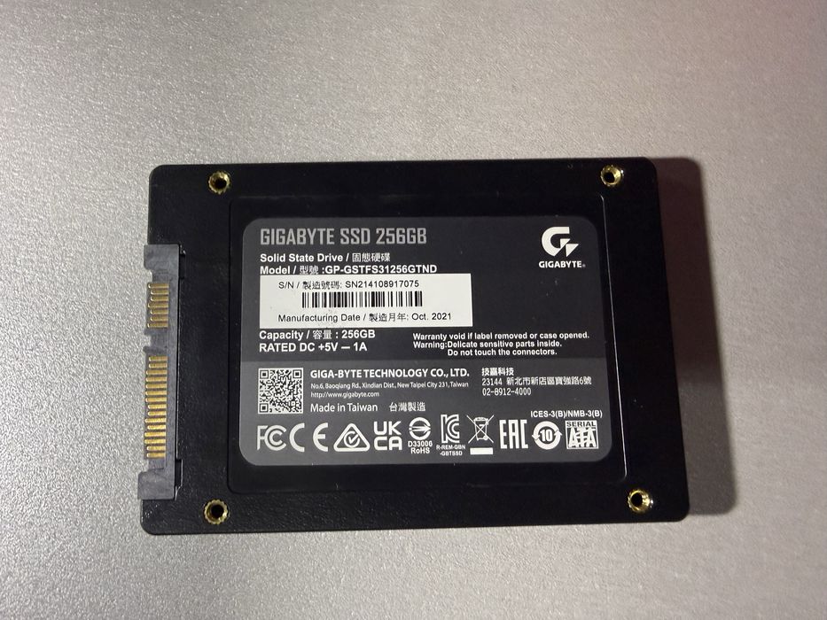 Ssd 256Гб Gigabyte