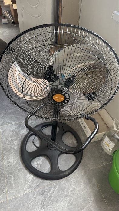 Продам Вентилятор!!!