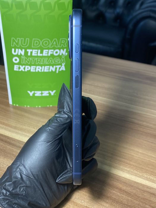 iPhone 17 Pro Max • 512 GB • Deep Blue