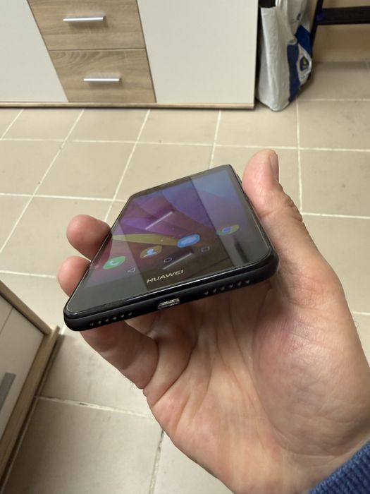 Huawei Y5 - отличен