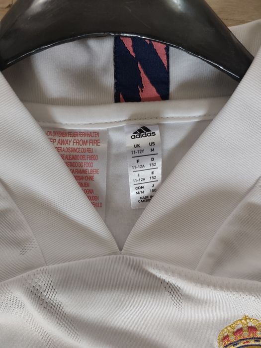 Оригинален екип на Adidas