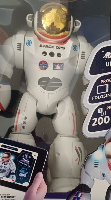 Robot Charlie the astronaut ca nou, control aplicație
