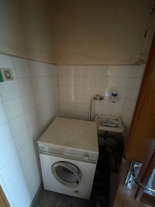 Продава се Четиристаен апартамент в Бургас, Възраждане - 97 кв.м за 1805 €/кв.м - Снимка #3