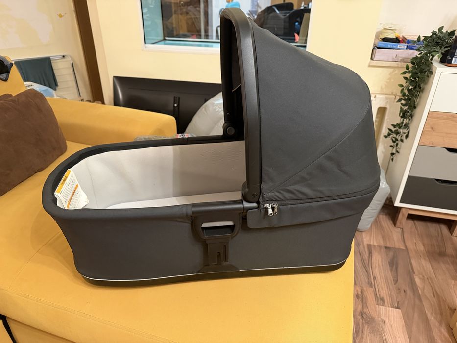 Thule кош за новородено Urban Glide 3/4 + адаптори