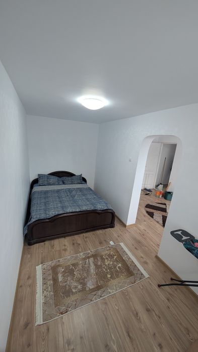 Vând apartment în orasul Marasesti la etajul 1