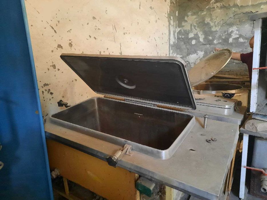 Продаётся варочные котлы 300л