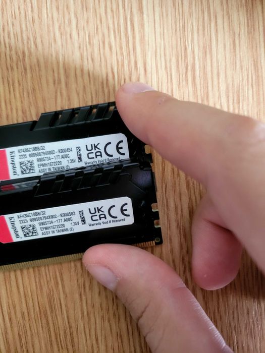 Ram ddr4 2x32gb fury 3600mhz (pot vinde si doar o bucata)
