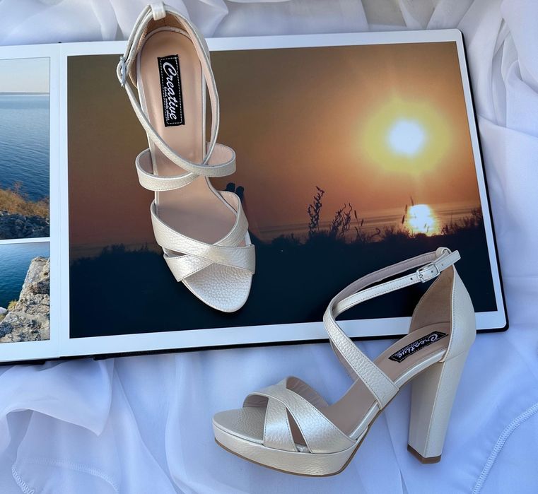 Pantofi pentru mirese