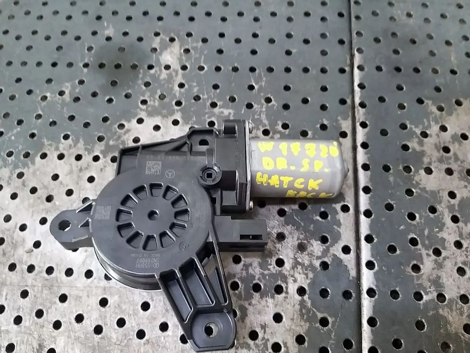 Motoras macara dreapta spate mercedes a class w177 a0009060908