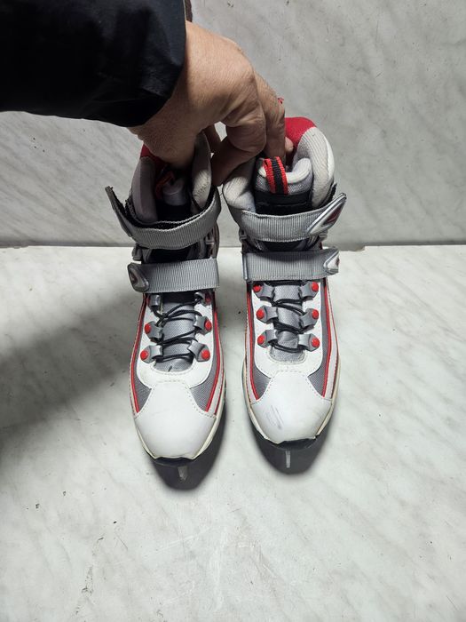 Patine 1524 gheata patinaj artistic   marime 37  (24,5   cm)