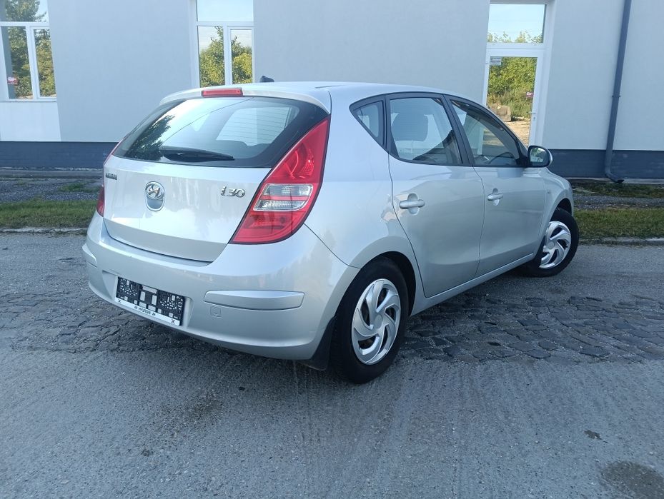 HYUNDAI i30 2008 — imagine 3
