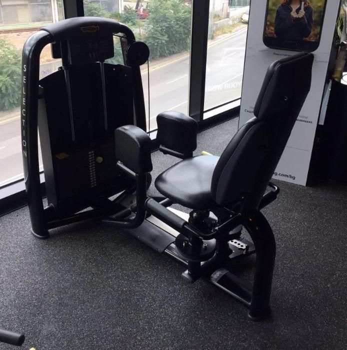 Фитнес уред Technogym Abductor