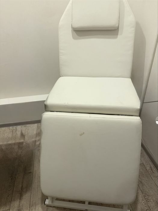 Продам кушетку для массажиста