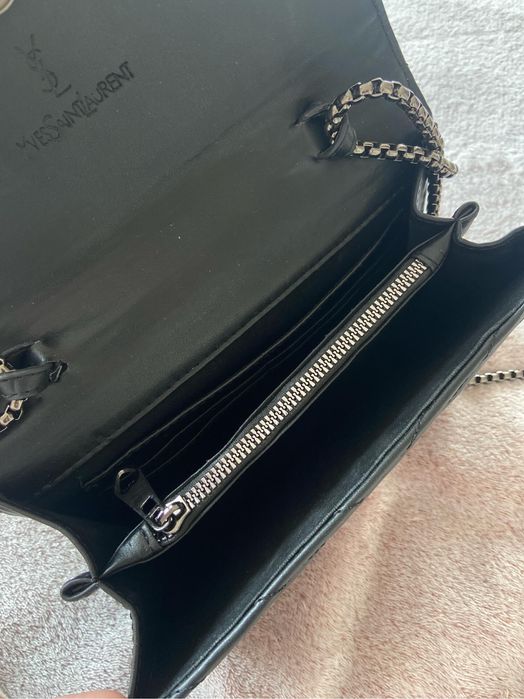 Черна чанта на •YSL•