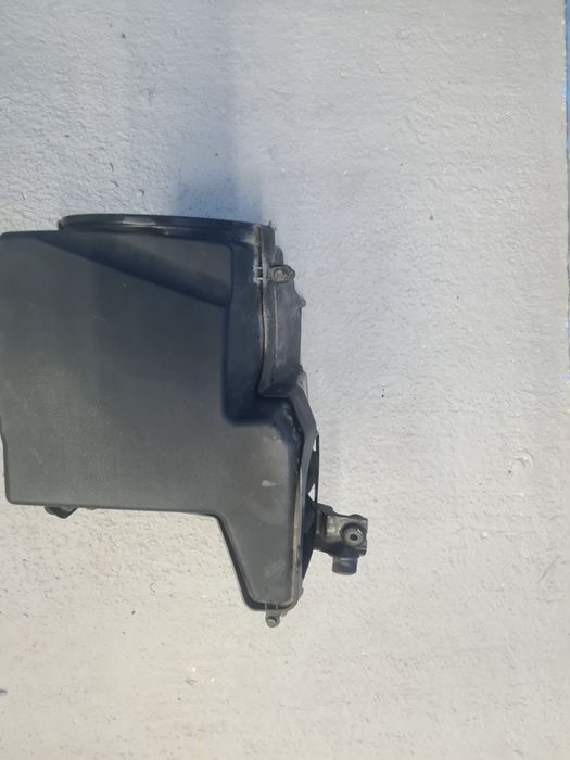 Carcasa filtru aer Ford Focus Mk3