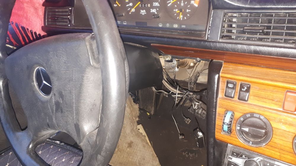 Мерседес Е200 в кузове w124