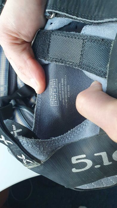 Papuci/papucei/espadrile de catarare/escalada Five Ten marimea 40