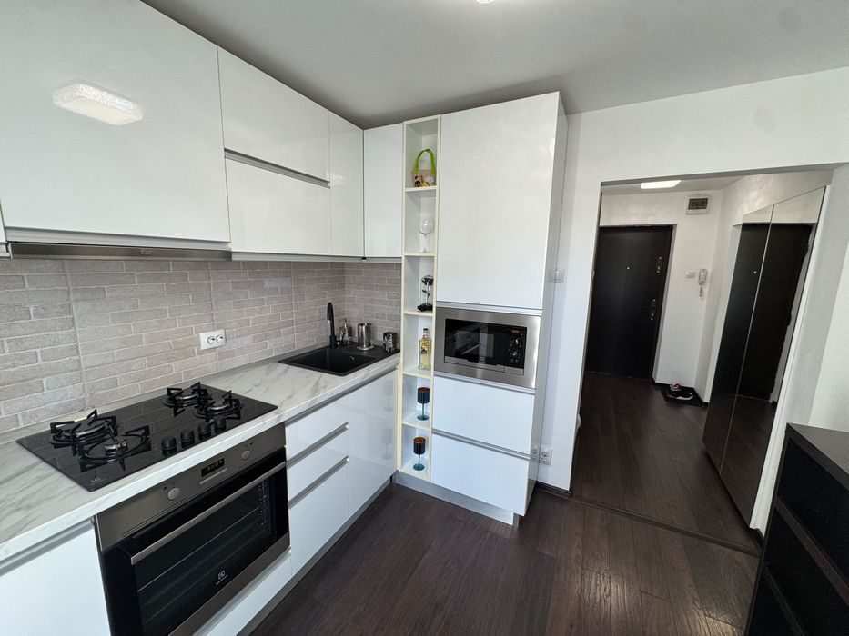 Garsonieră B-dul Decebal, Metrou Piata Muncii