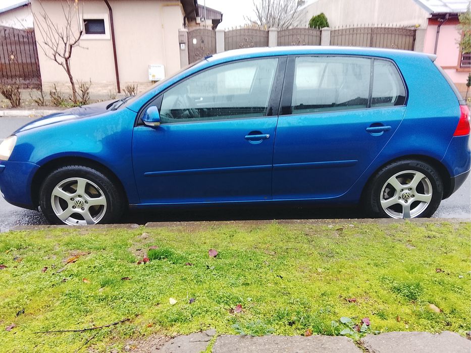 Vw golf 5 benzina 1.6 din 2005.impecabil.