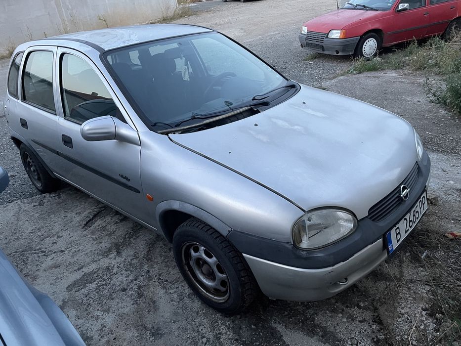 Опел Корса 1.2 4/5врати 2000г На Части