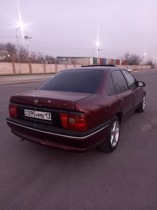 Опель вектра в хорошем состоянии