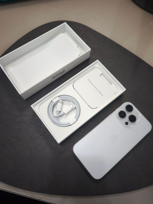 Продавам Iphone 14 Pro White