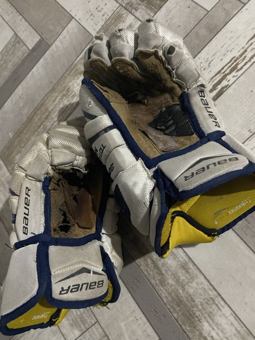 Хоккейные краги Bauer