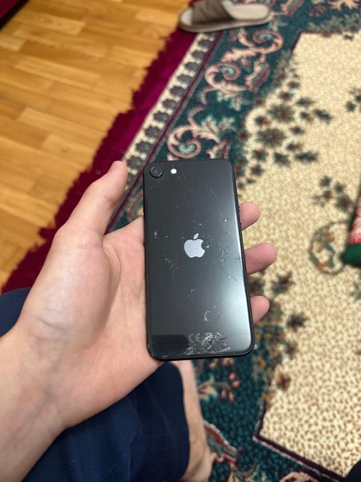 Айфон се 2 128/77 обмен