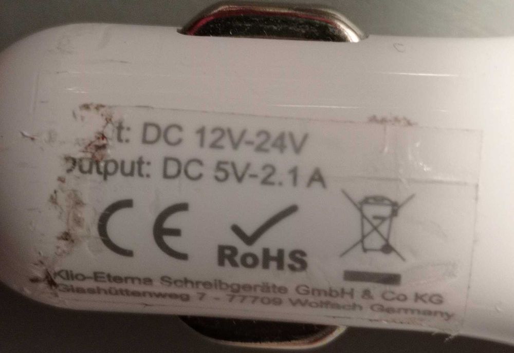 Нови Аксесоари за смартфон за кола Универсално Зарядно 2хUSB и Поставк